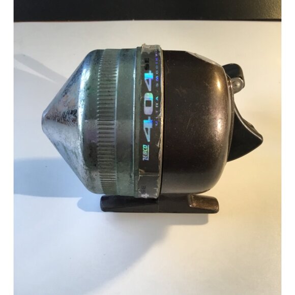 Lot of 3 Zebco Fishing Reels 33, 404 and a shimano 2500 fx Vintage - Picture 12 of 12